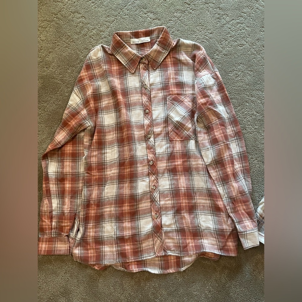 Casual Plaid Button-Up Shirt in Rust and White NWOT